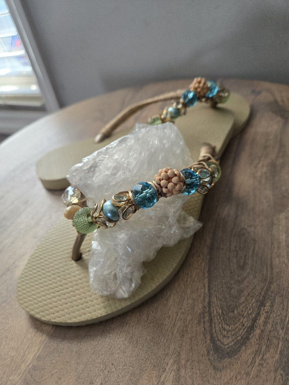 Havaianas Custom Beaded  Flip Flops Crystal Embellished Boho Sandals Size 11/12”